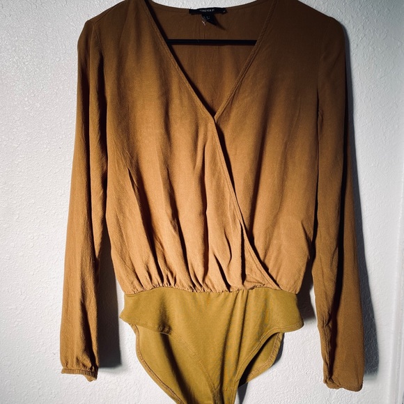 Forever 21 Tops - FOREVER 21 bodysuit